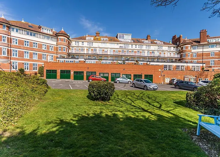 Holiday Beach Flat In Bournemouth, England, Uk